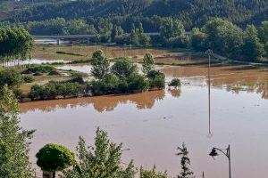 VIDEO | El río Turia se desborda en la provincia de Valencia tras las tormentas