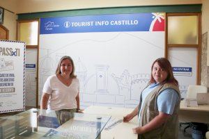 Onda moderniza la oficina de turismo del Castillo de las 300 Torres con el skyline de la ciudad