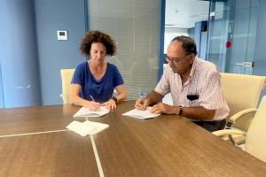 El ayuntamiento de Almenara y la Asociación de Jubilados y Pensionistas “La Creueta” firman el convenio de colaboración anual