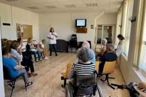 El centro de Salud del Pla y el consultorio de La Marina llevan a cabo talleres de bienestar emocional para sus pacientes