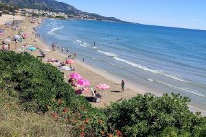 Fallece una mujer por parada cardiorrespiratoria tras sacarla inconsciente de una playa de Alcossebre