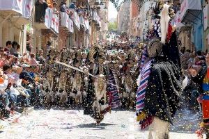 Màgia, esplendor i tradició: Aquests són els municipis d'Alacant que celebren Moros i Cristians