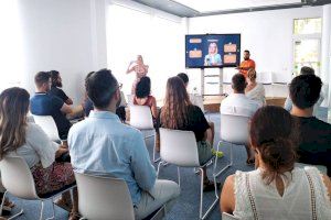 Alicante Futura reúne una veintena de empresas emergentes para fomentar el ecosistema emprendedor innovador