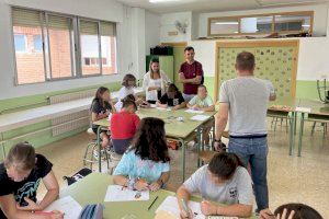 El Ayuntamiento de la Vall d’Uixó abre la Escola d’Estiu con 450 niños y niñas inscritos 