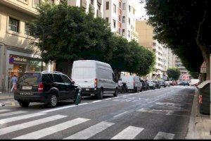 Catalá deshace las medidas de Compromís en la calle Colón: elimina un carril bus y libera el acceso desde la Puerta del Mar