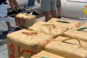 Importante operación antidroga en Santa Pola: intervienen casi 5.000 kilogramos de hachís