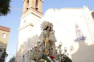 La imagen peregrina de la Virgen de los Desamparados visita Alborache