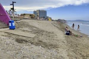 Morro de Gos arranca su cuarto verano "sin una playa decente" y Oropesa pide permiso para echar arena