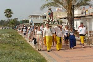 Gran participación en las fiestas de Sant Pere de La Ribera