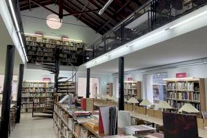 La Biblioteca Municipal «Enric Valor» edita dos fullets amb recomanacions de lectura per a aquest estiu