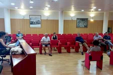 El Consell Agrari Municipal d'Almenara aborda els problemes en les collites causats pels porcs javalís