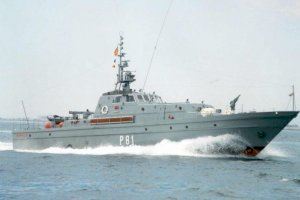 El patrullero “Toralla” de la Armada Española hace escala en el puerto de Villajoyosa 