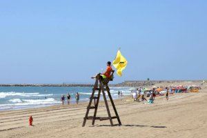 Sanidad pide precaución ante el alto número de ahogamientos en playas y piscinas