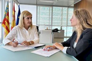 Begoña Carrasco le pone 'deberes' a la nueva consellera de Infraestucturas, la castellonense Salomé Pradas