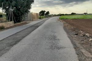 Adjudicats els treballs d’asfaltatge al poliesportiu i del camí de la Garrigosa