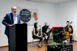 Florida Universitària entrega los Premios Literarios ‘La Rosa de Paper’ en su XXVIII Edición 