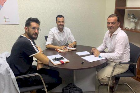 L’Ajuntament de Vinaròs es reuneix amb el nou diputat de Turisme, Andrés Martínez