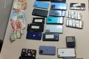 Huit detinguts per robar telèfons mòbils en el Low Festival de Benidorm