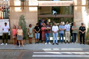 Sagunto guarda un minuto de silencio en señal de condena y repulsa por los presuntos asesinatos machistas en Barcelona y Girona