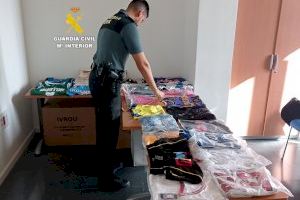 Incautan mil prendas de ropa falsa en Torreblanca por valor de 50.000 euros