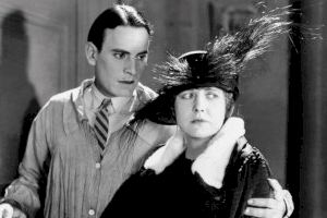 La Conselleria de Cultura projecta en la Filmoteca d’Estiu 'Una dona de París' (1923) de Charles Chaplin