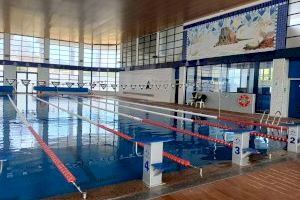 Ayuntamiento e Ilitia Mediterránea  llegan a un acuerdo para mejorar la gestión de la piscina municipal