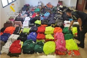 Localizan casi 3.500 prendas falsificadas en locales de Benidorm y Moraira