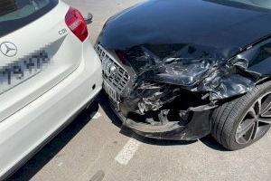 Un herido en un aparatoso accidente en un centro comercial de Alboraia