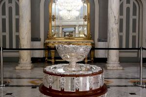 València acull el trofeu de la Copa Davis, el més antic del món