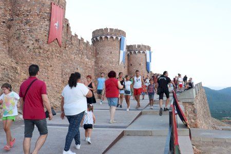 El Castillo de las 300 torres atrae cerca de 30.000 turistas en la primera mitad del año