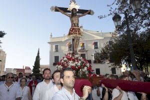 Paterna culmina sus fiestas mayores hoy con la procesión del Santísimo Cristo de la Fe