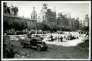 Valencia busca recuperar los restos de la ‘Tortada’ de Goerlich: así era la plaza del Ayuntamiento hace un siglo
