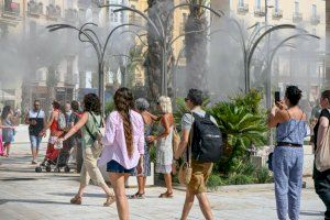 Canvi climàtic, desocupació i desigualtat social: les principals preocupacions de l'estiu a Espanya