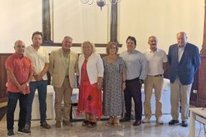 L'Ajuntament de València i la Federació de Casas Regionales estudien participar en activitats representatives d'altres comunitats autònomes