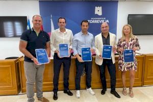 El Ayuntamiento de Torrevieja, AGAMED y Cruz Roja contribuyen a la inserción laboral del municipio con la firma del programa OLA