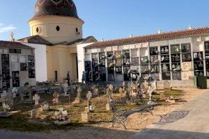 Inician las excavaciones para localizar las fosas franquistas al cementerio de Xàtiva