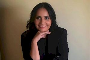 La escritora Esther Martínez Carne presenta su segundo poemario en Paterna