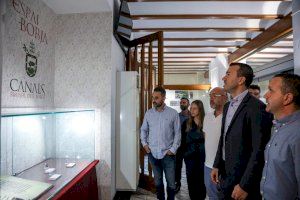 Vicent Mompó fija las prioridades de inversión con los alcaldes de Canals y Carcaixent