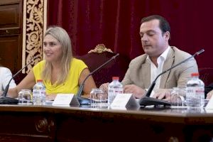 Marta Barrachina distribuye 1,16 millones de euros entre los 23 municipios que ostentan la declaración de turísticos