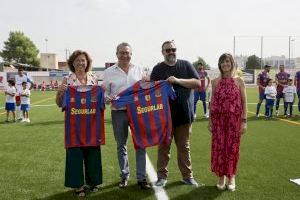 La Diputación inaugura el nuevo césped del estadio Sadrián coincidiendo con el Centenario del Club de Fútbol Almoradí