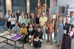 16 experts internacionals en conservació del patrimoni artístic visita a Ontinyent el Museu del Textil de la Comunitat Valenciana i el MAOVA