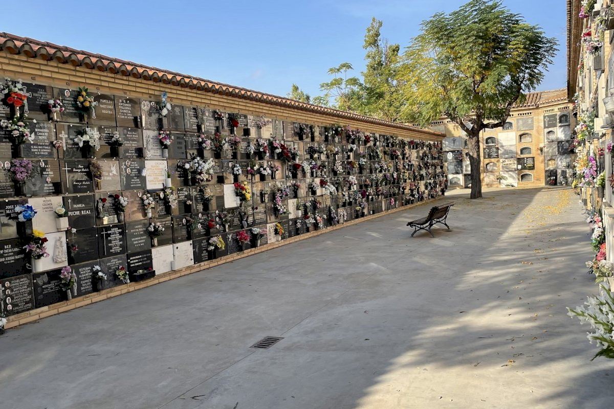 La Junta de Gobierno ha aprobado la construcción de más de 800 nichos en el Cementerio General