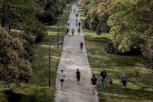 Infarto en el Jardín del Turia: Salvan a un corredor de 48 años en parada