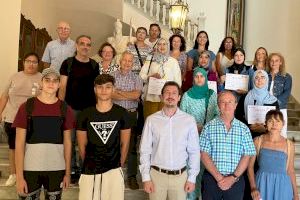 El lliurament de diplomes de Càritas torna a l'Ajuntament de Castelló de la mà de la nova regidoria de Família i Infància