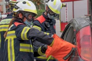 El Ayuntamiento de València nombra a 77 nuevos bomberos
