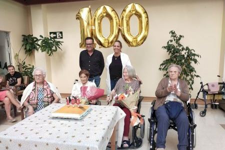 Cumpleaños centenario en la Residencia Nova Edat de Sedaví