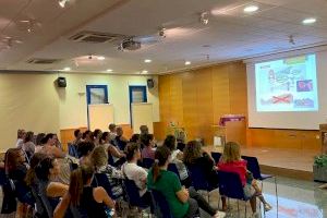 El Centre Juvenil de La Nucía acogió una charla sobre menopausia organizada por Igualdad