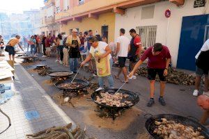 El Concurso de Paellas lleva la fiesta a las calles de Burriana por L’Axiamo