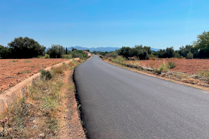 Finalizan las obras de reasfaltado del camino rural de Pla de Calbo y un tramo dels Frares