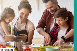 Petrer promueve la corresponsabilidad en los hogares con un taller de cocina en familia y un curso de masculinidades